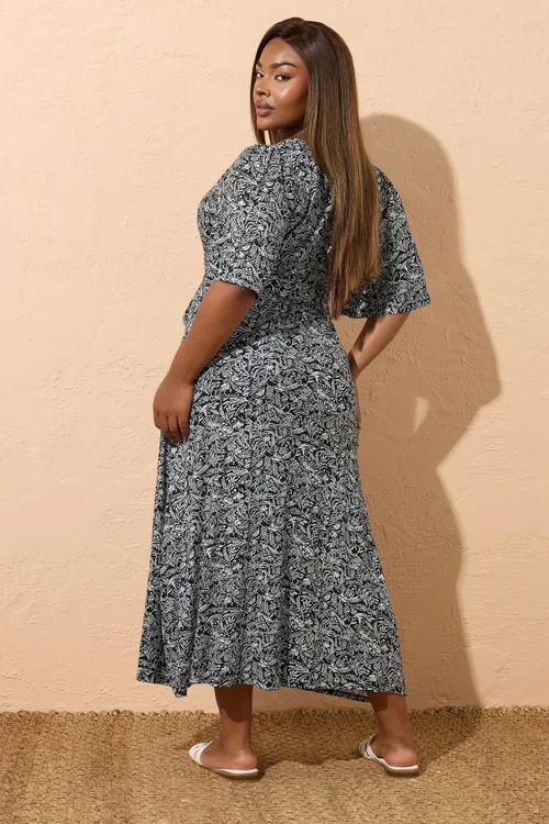 Yours Curve Black & White Floral Wrap Maxi Dress - 30-32 Image 3