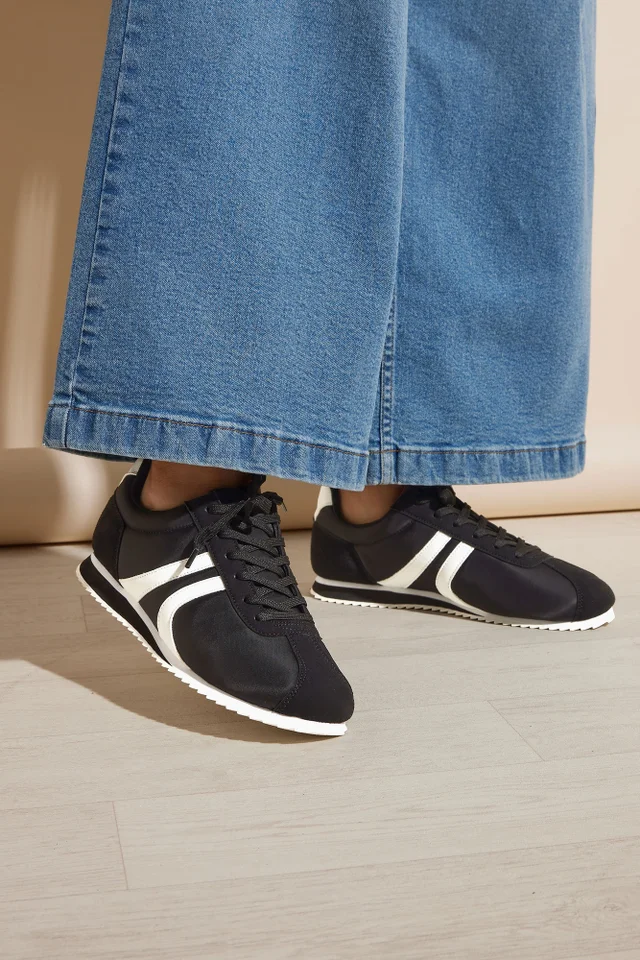 Yours Black Side Stripe Trainers in Extra Wide EEE Fit