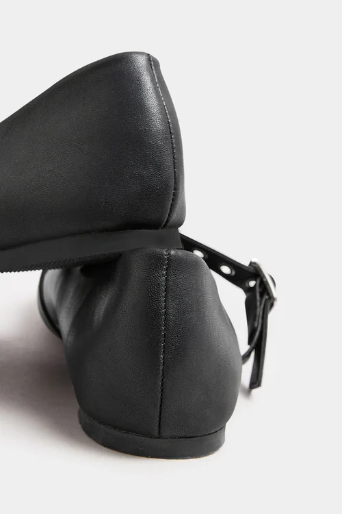 Yours Black Buckle Detail Mary Jane Rivet Flats In Extra Wide Fit - 8 Extra Wide Image 4