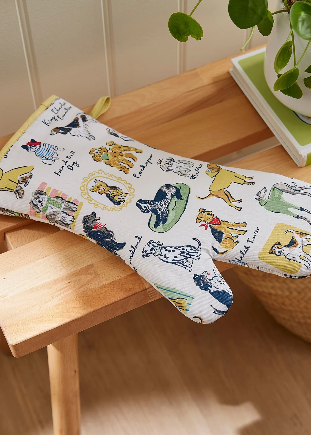 Ulster Weavers Best In Show Dog Multi Colour Gauntlet Oven Glove - One Size Image 2