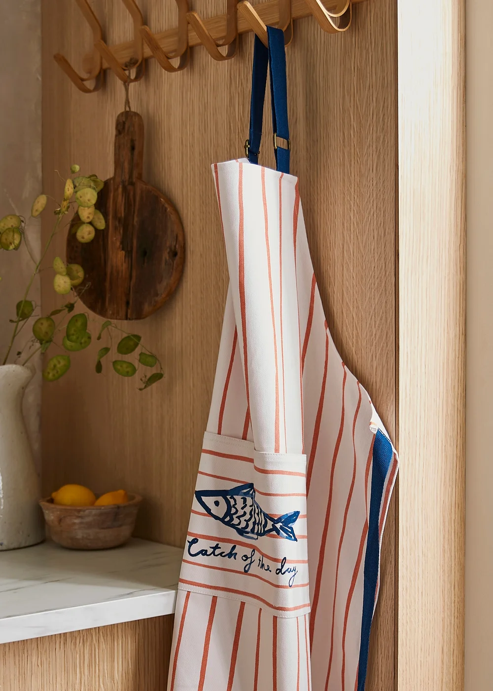 Ulster Weavers Catch of the Day Multi Colour Apron - Cotton - One Size Image 2