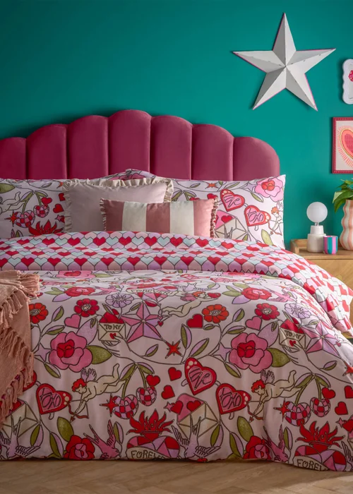 furn. Glasshearts Printed Pink Duvet Cover Set - Single Image 1