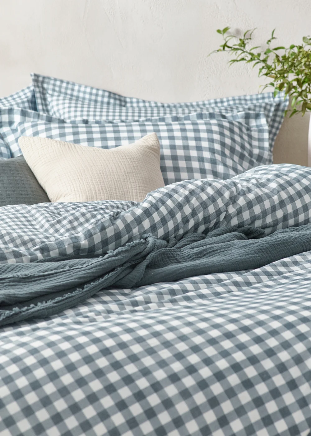Yard Barton Gingham Check Navy Duvet Cover Set - Single Image 2