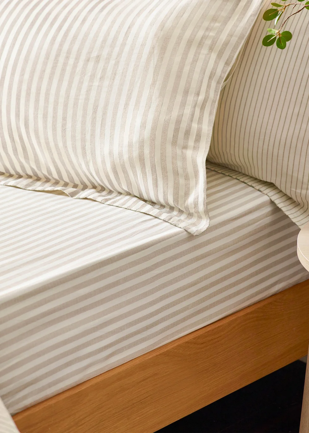 Yard Hebden Melange Stripe Cotton Natural Fitted Sheet - King Image 1