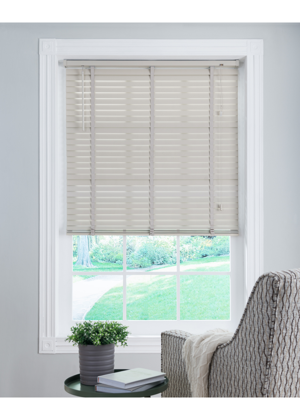 Little Black Book Warm Grey FSC Wood Venetian(50mm) - 60x130cm Image 4