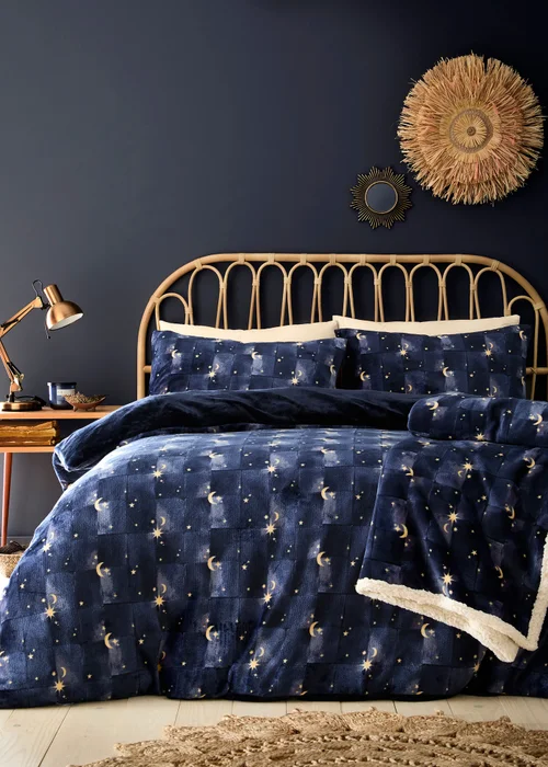 Fusion Cosmic Star Reversible Fleece Navy Duvet Cover Set - Super king Image 4
