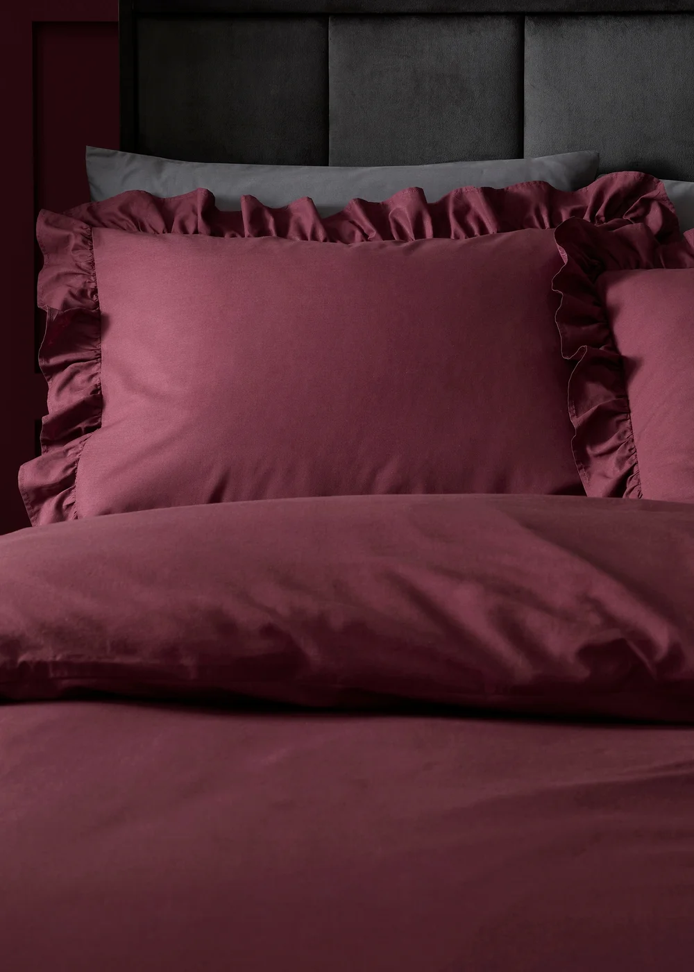Appletree Cassia Frill Berry Duvet Cover Set - King Image 2