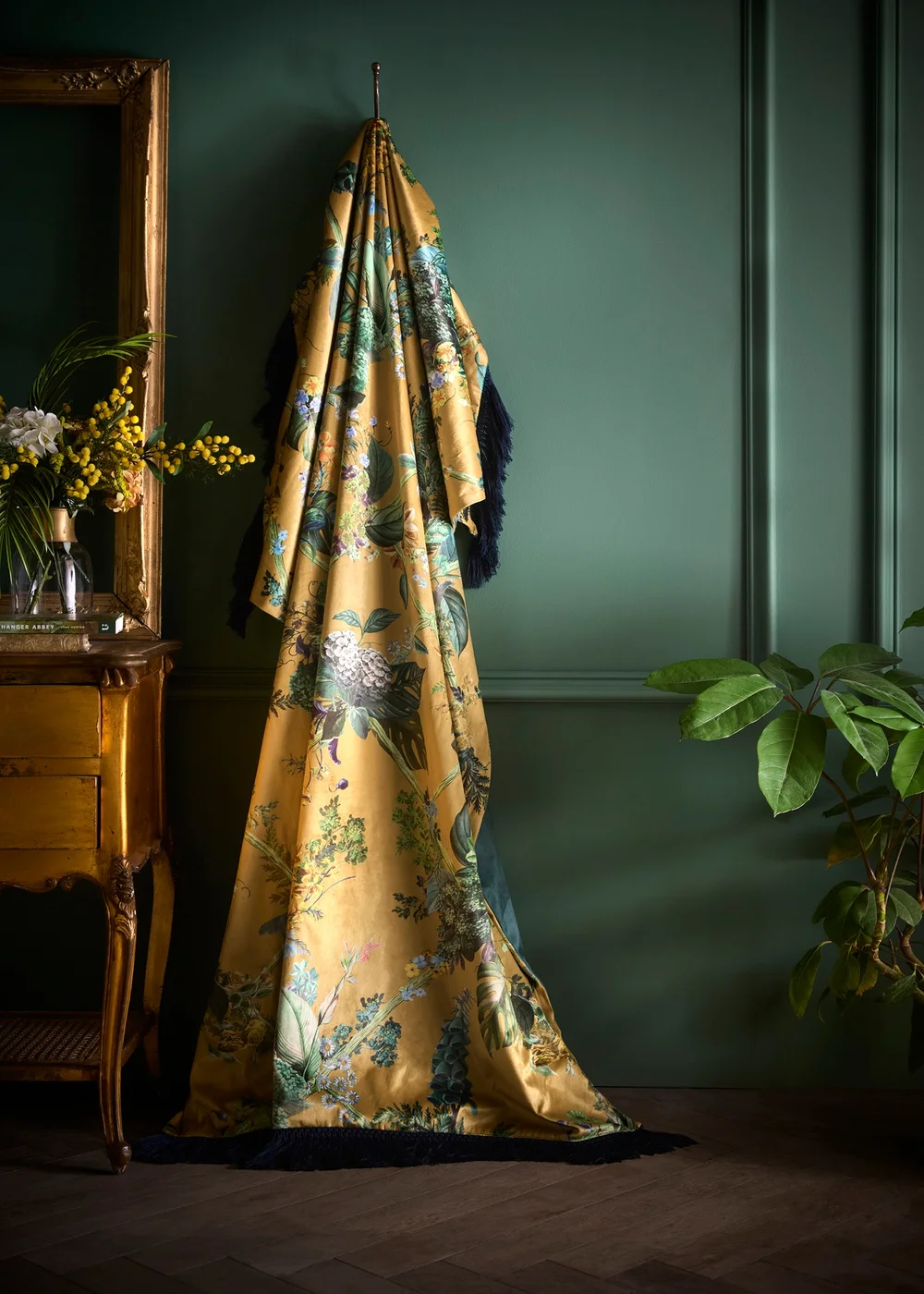 Laurence Llewelyn-Bowen Cotswold Fantasia Velvet Gold Throw - 130 x 180cm Image 1