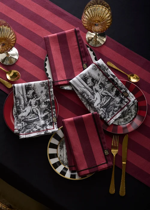 Laurence Llewelyn-Bowen Festivo Red Napkins - 4 Pack - 40cm x 40cm Image 1