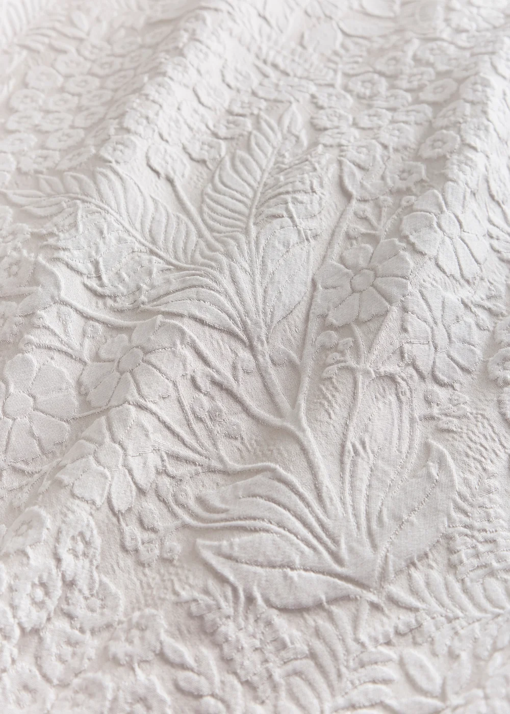 Appletree Toria Reversible Tufted Stone Duvet Cover Set - Double Image 3