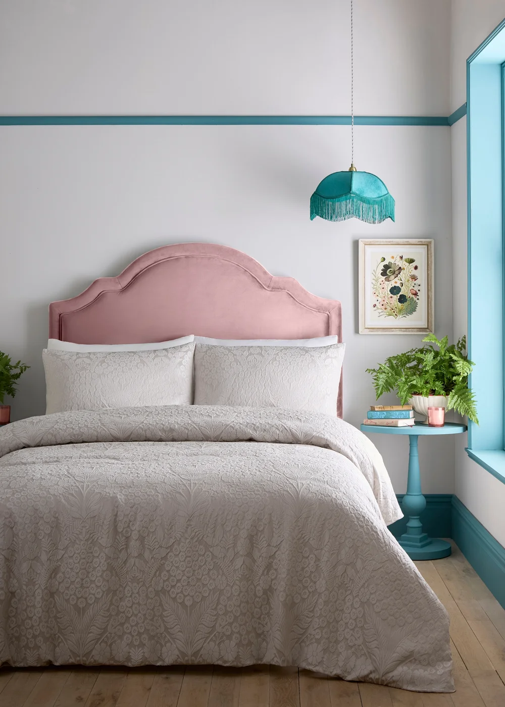 Appletree Toria Reversible Tufted Stone Duvet Cover Set - Double Image 1