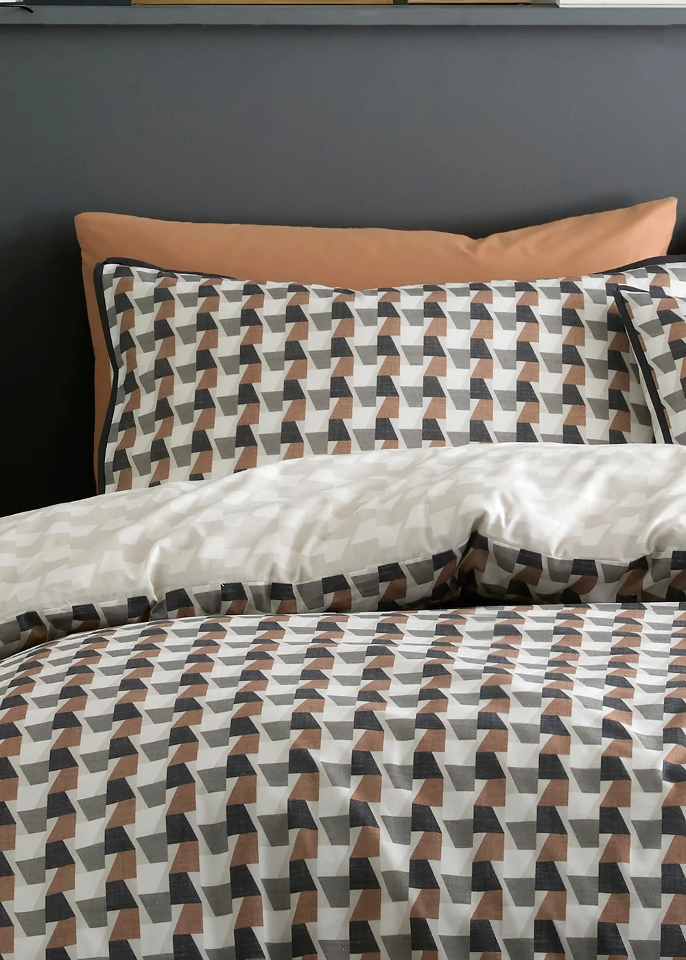 Appletree Jett Digitally Printed Brown Duvet Cover Set - Single Image 2