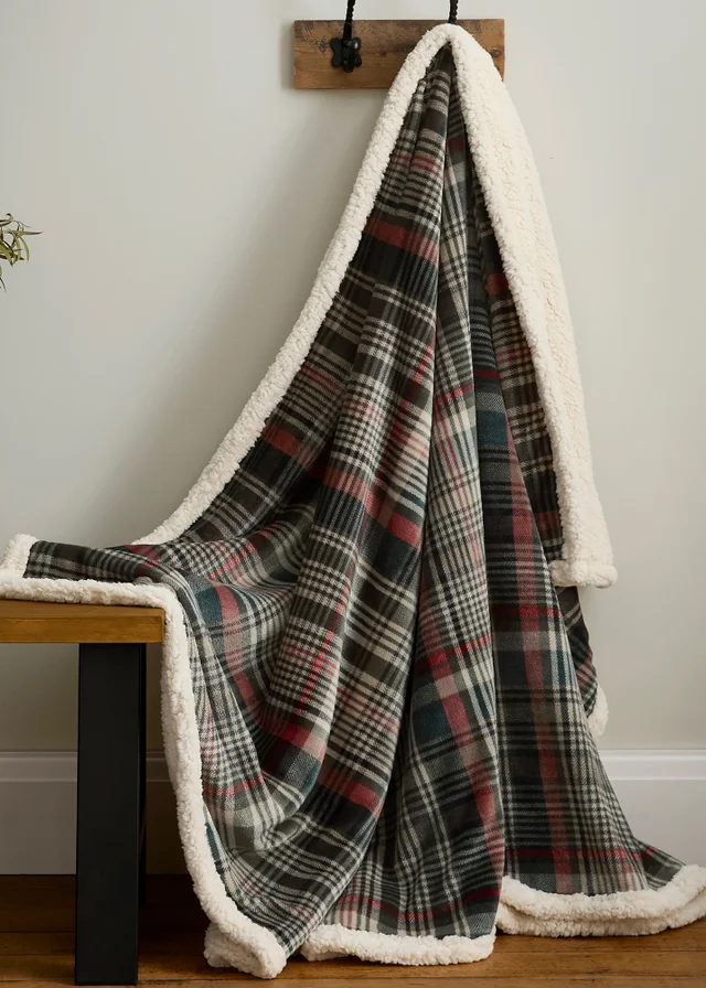 Dreams & Drapes Bennet Check Soft Fleece Green Throw
