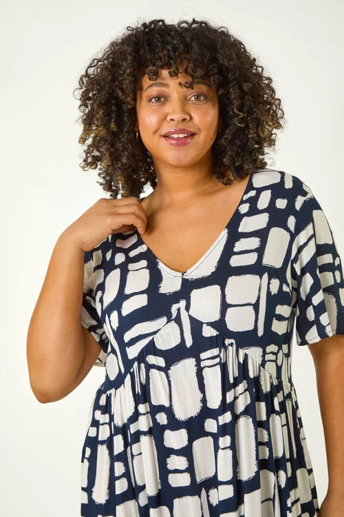 Roman Navy Curve Print Tiered V-Neck Dress - Size 20 Image 4