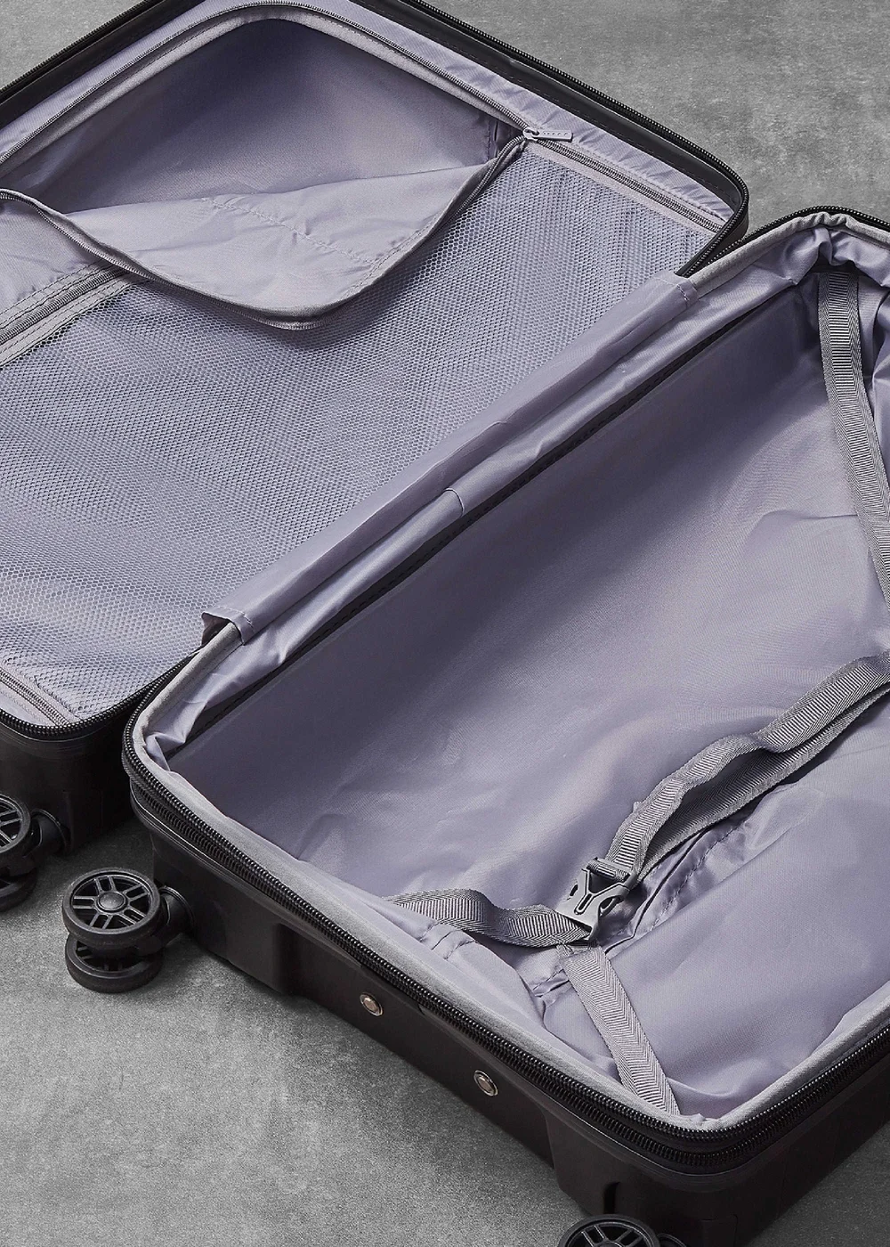 Rock Palma Suitcase Black - Medium Image 5