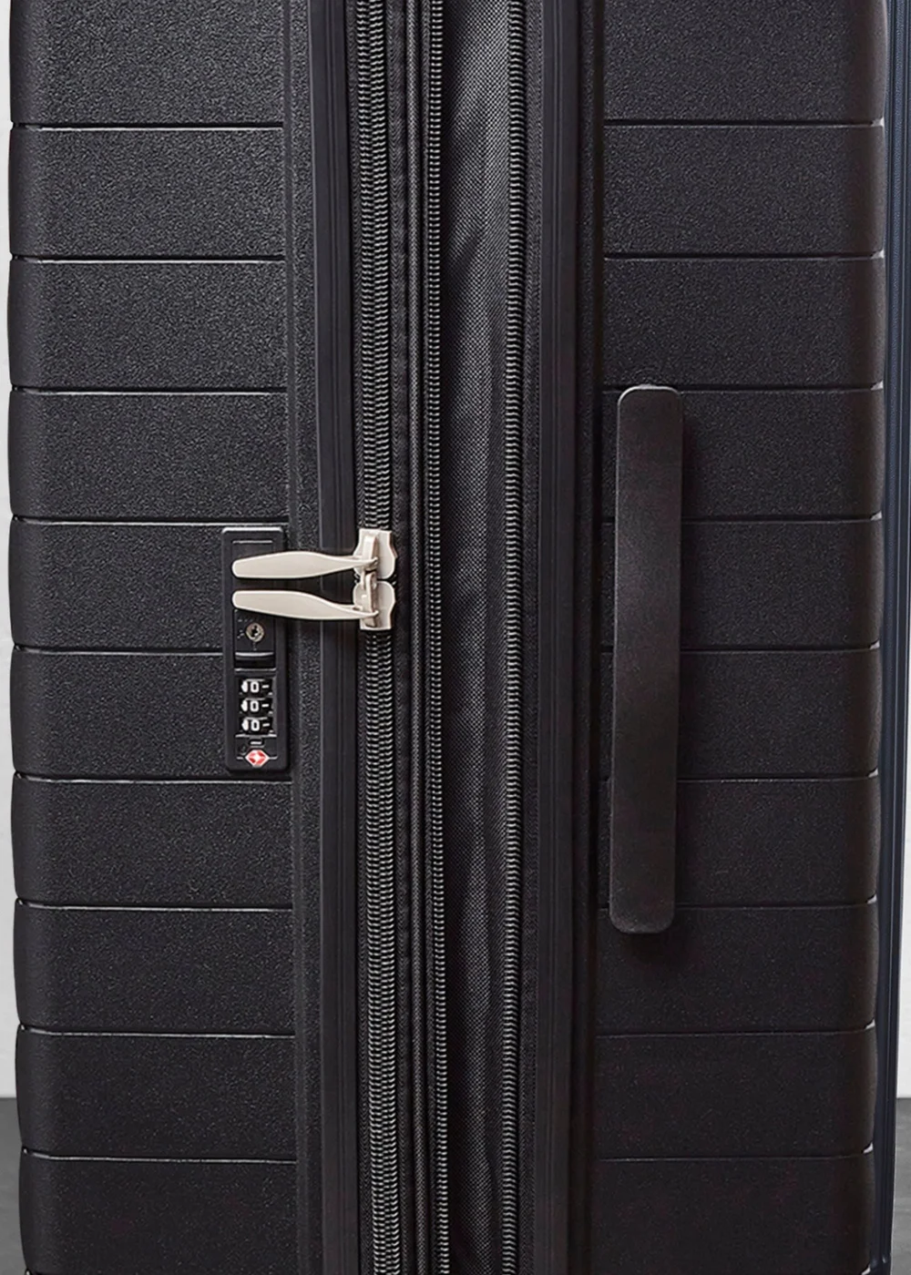 Rock Palma Suitcase Black - Medium Image 4