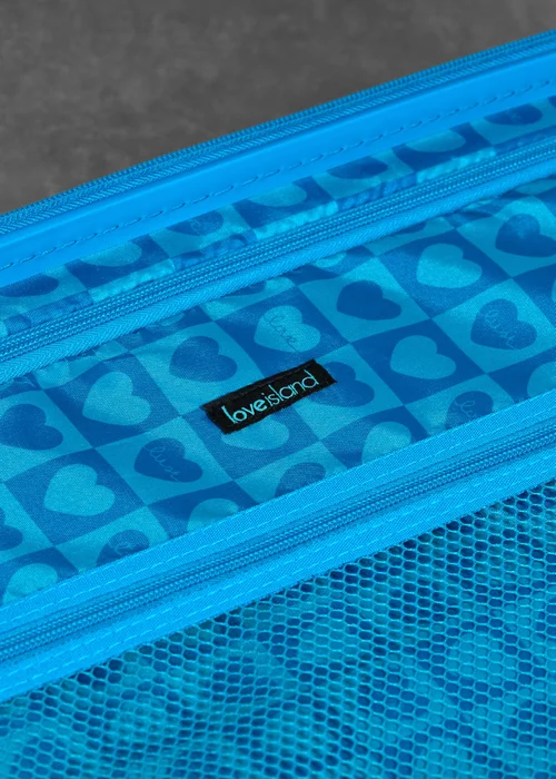 Rock Love Island Suitcase White/Blue - Cabin Image 4