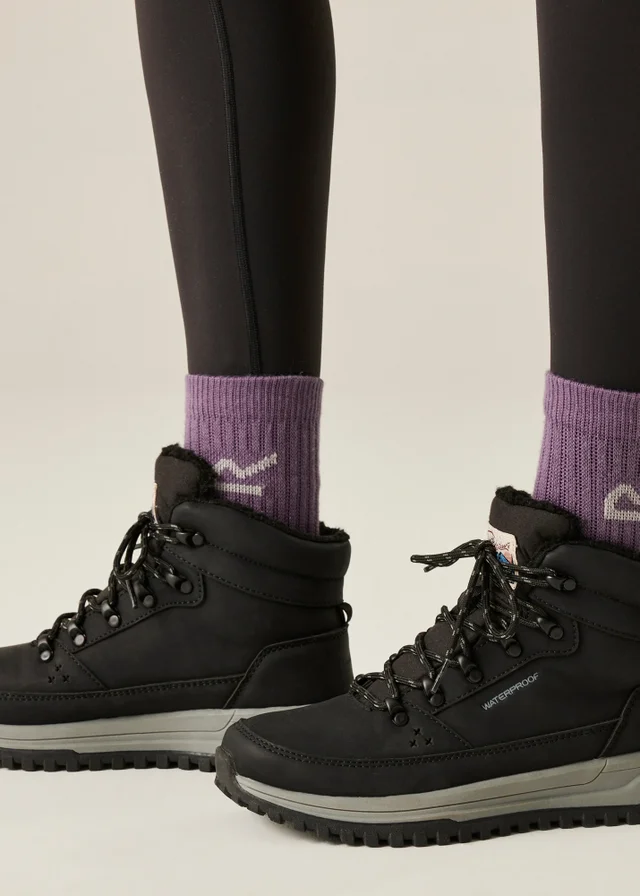 Regatta Black Sherbourne Waterproof Walking Boots