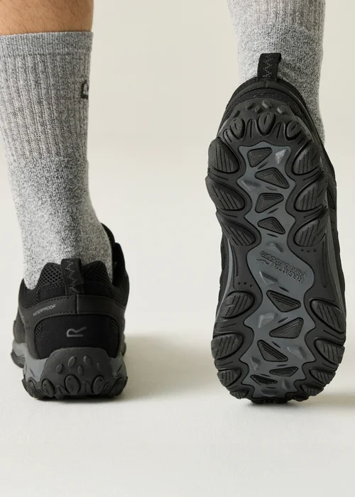 Regatta Black/Grey Edgepoint IV Low Waterproof Shoes - Size 8 Image 3