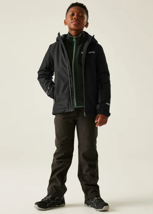 Regatta Black/Grey Kids' Hurdle Reflective Waterproof Insulated Jacket (3-16yrs) - Age 9-10 Years Image 3