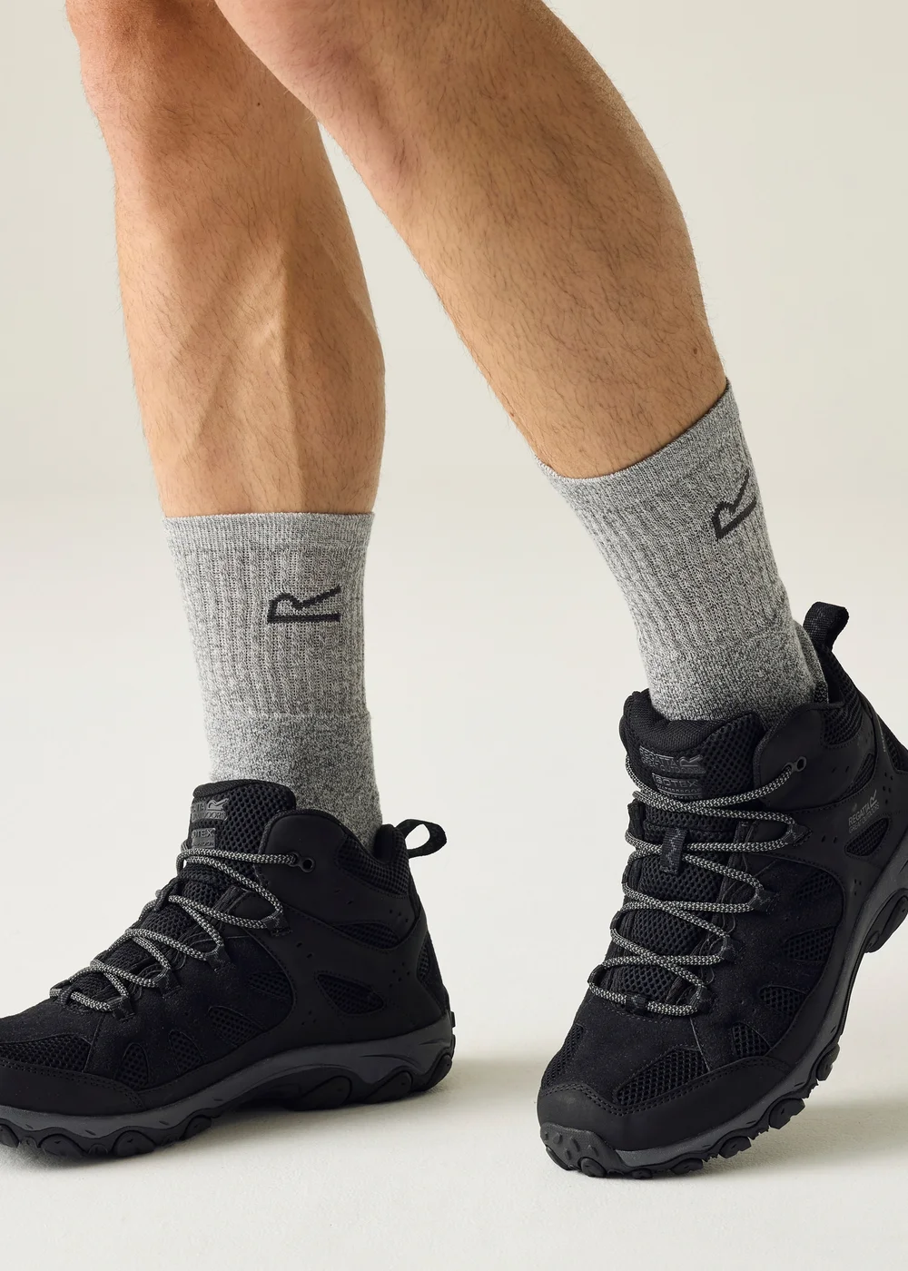 Regatta Black/Grey Edgepoint 4 Mid Waterproof Boots - Size 10 Image 1