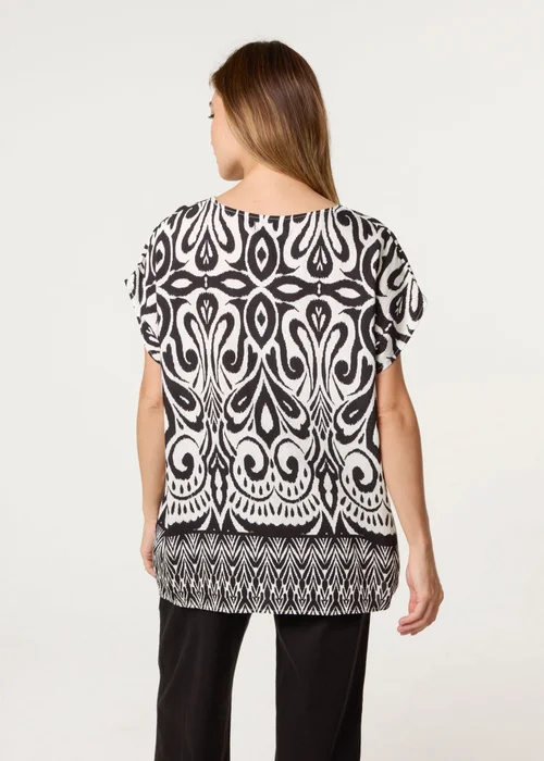 Blue Vanilla Black Round Neck Top With Abstract Print - Large Image 4
