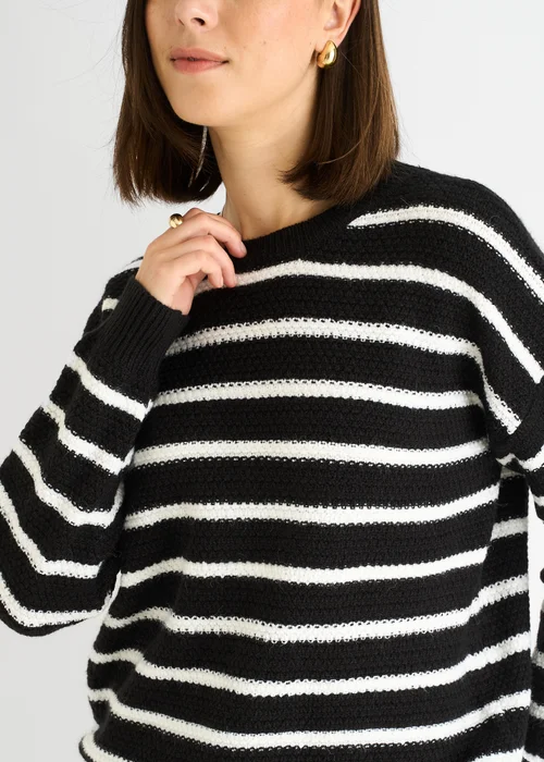 Gini London Black Stripe Chunky Knit Oversized Jumper - M/L Image 3