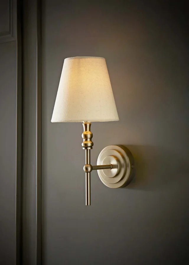 ValueLights Maggie Brushed Chrome Wall Light