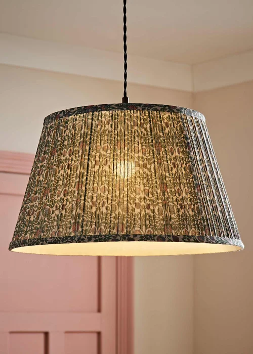 ValueLights Abel Floral Pleated Large Easy Fit Lampshade - Large Image 1