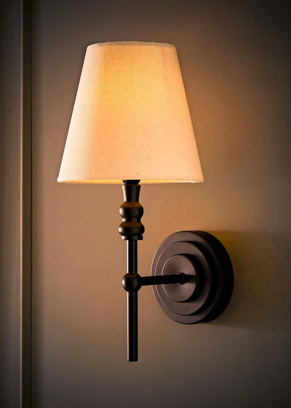 ValueLights Pair of Maggie Black Wall Lights - One Size Image 3