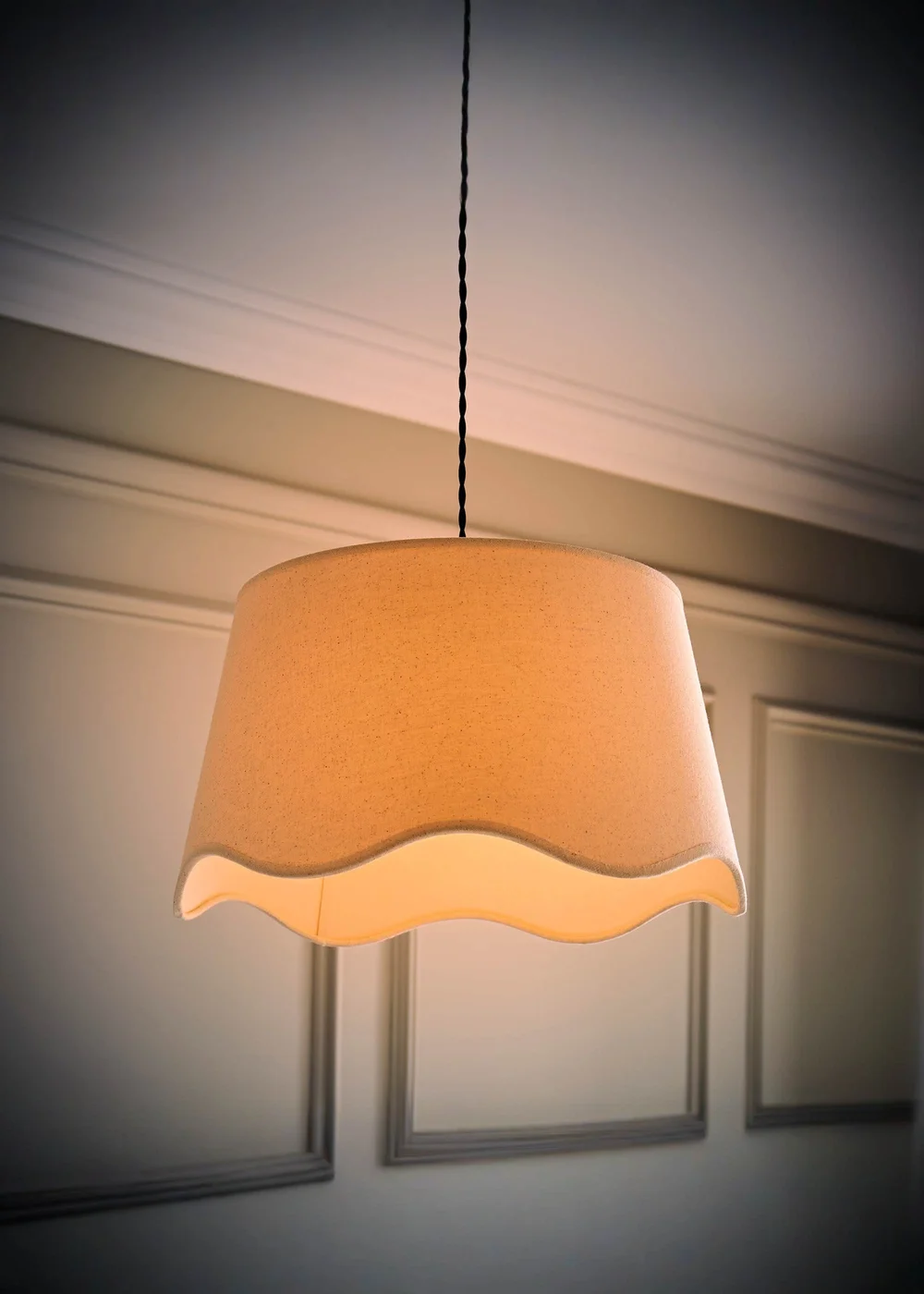 ValueLights Mabel Large Scalloped Natural Easy Fit Lampshade - One Size Image 2