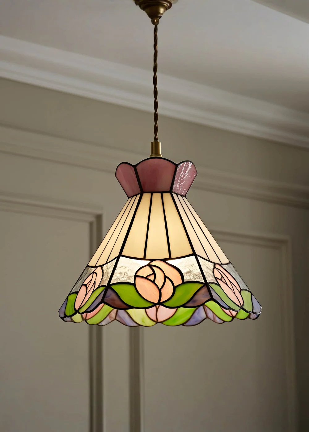ValueLights Evelyn Tiffany Rose Glass Easy Fit Lampshade - One Size Image 1