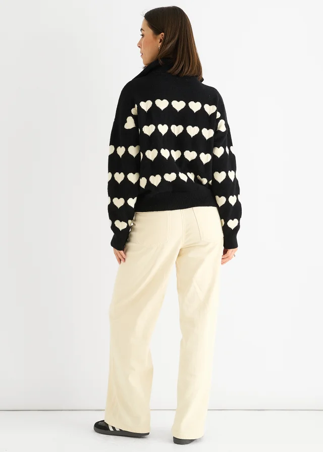 Gini London Black Heart Zip Up Loose Fit Knit Jumper