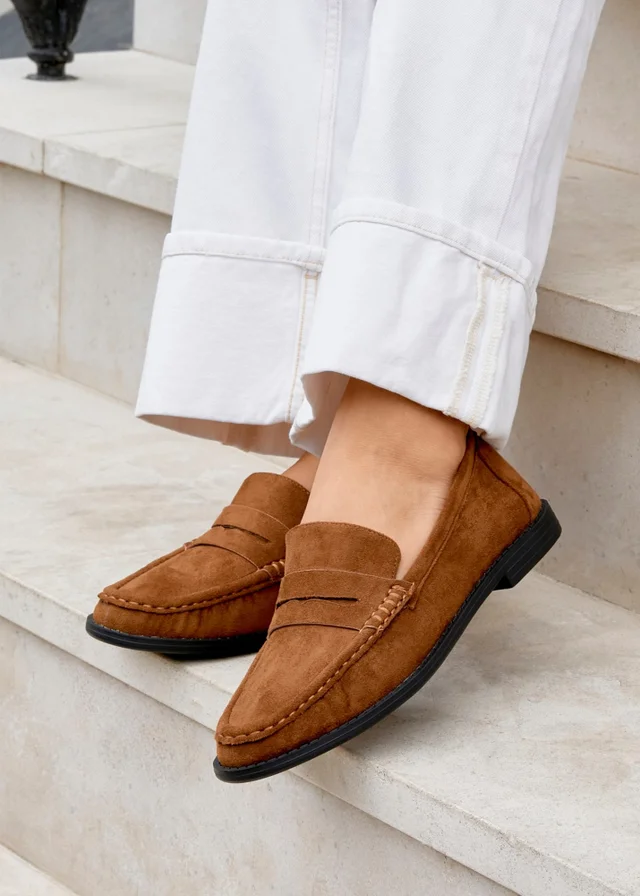 Linzi Precise Tan Faux Suede Classic Loafer