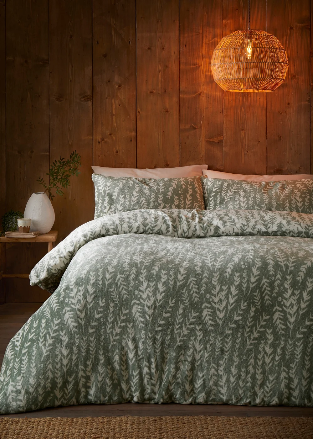 Fusion Winter Foliage Soft Fleece Green Duvet Cover Set - Single Image 1