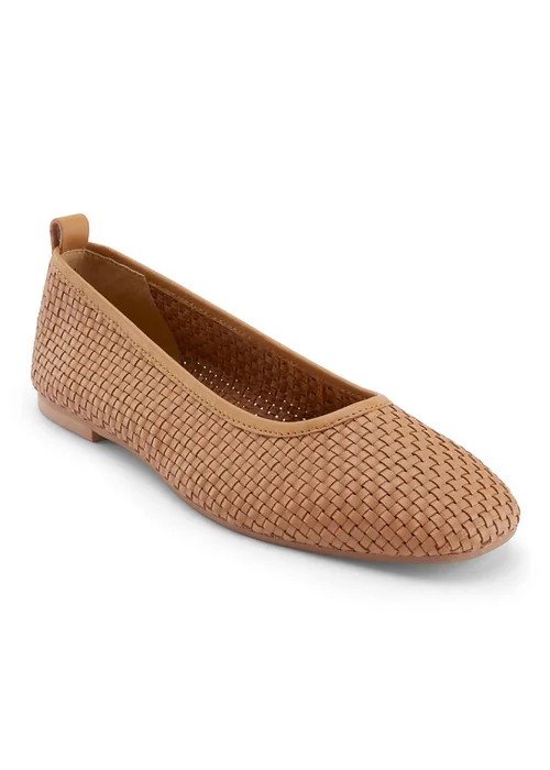 Cotton Traders Light Tan Grace Leather Woven Shoes - Size 5 Image 1