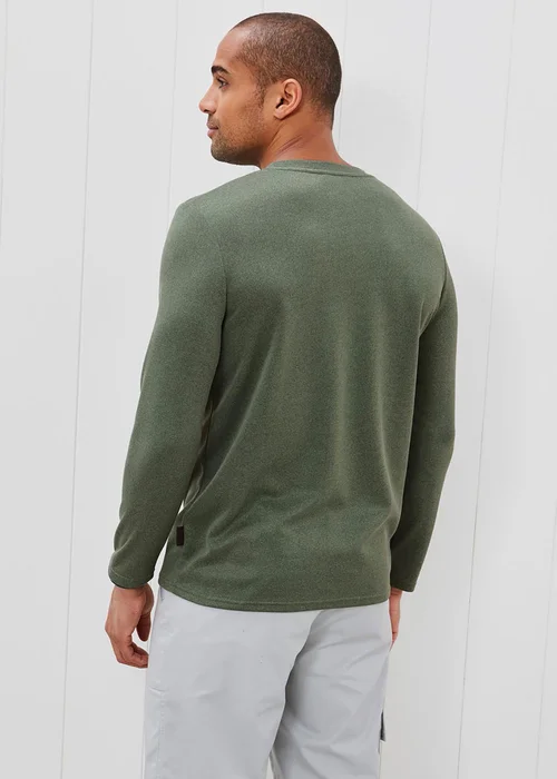 Cotton Traders Everglade Breathable Long Sleeve Crew Neck Top - Small Image 2