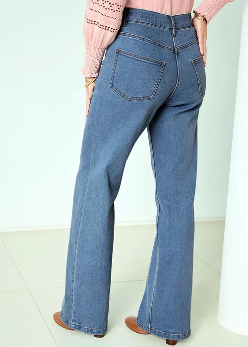 Cotton Traders Lightwash Wide Leg Jeans - 22/L29 Image 3
