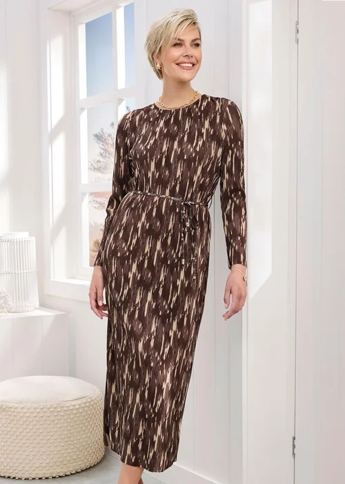 Cotton Traders Chocolate Plisse Printed Jersey Maxi Dress - 12 Image 4