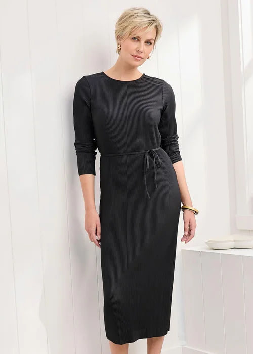 Cotton Traders Black Plisse Jersey Maxi Dress - 18 Image 1