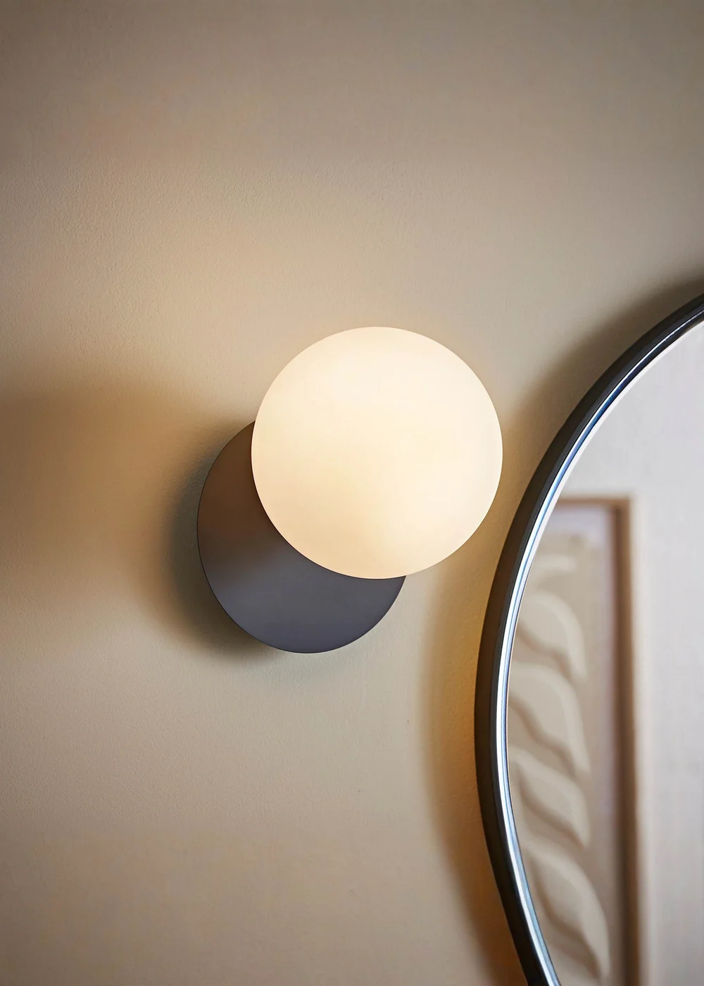 ValueLights Darla Pair of Navy Bathroom Wall Lights with Bulbs - One Size Image 2