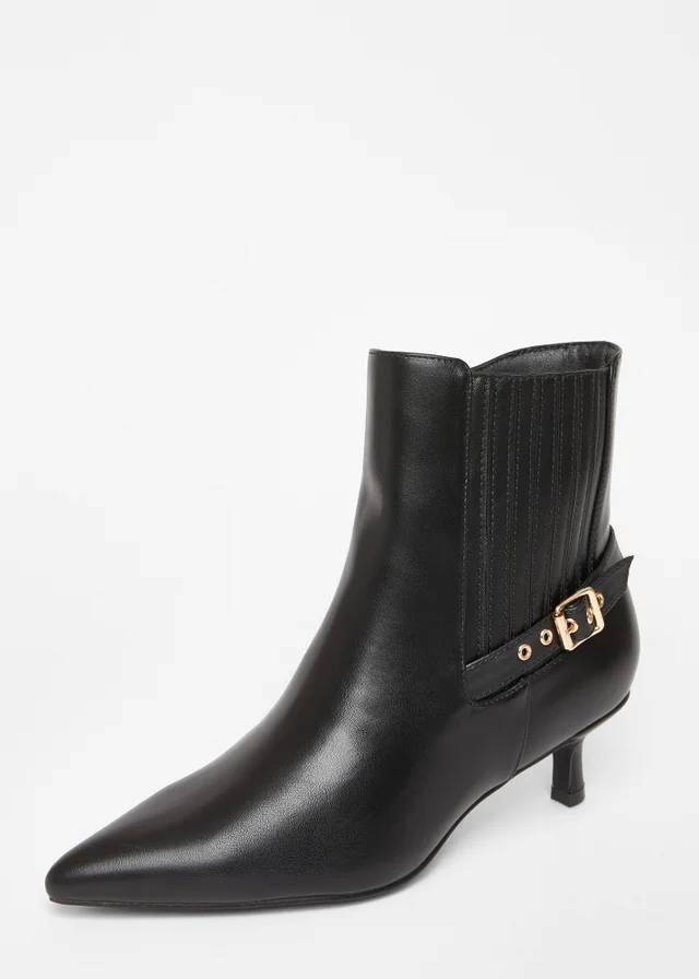 Quiz Black Wide Fit Buckle Ankle Boots
