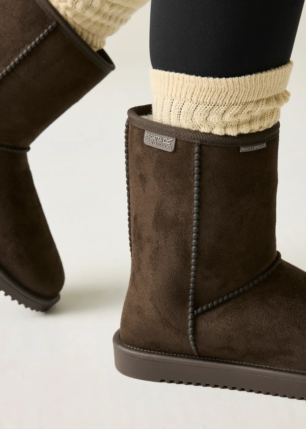 Regatta Chocolate Risely Waterproof Fur Lined Boots - Size 7 Image 1