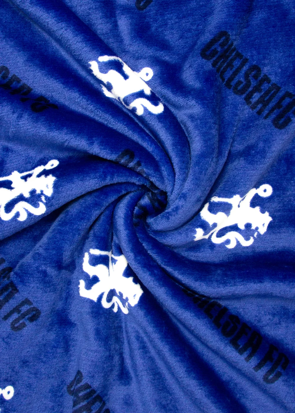 Chelsea FC Blue Geometric Fleece Blanket - 100 x 150 Image 3