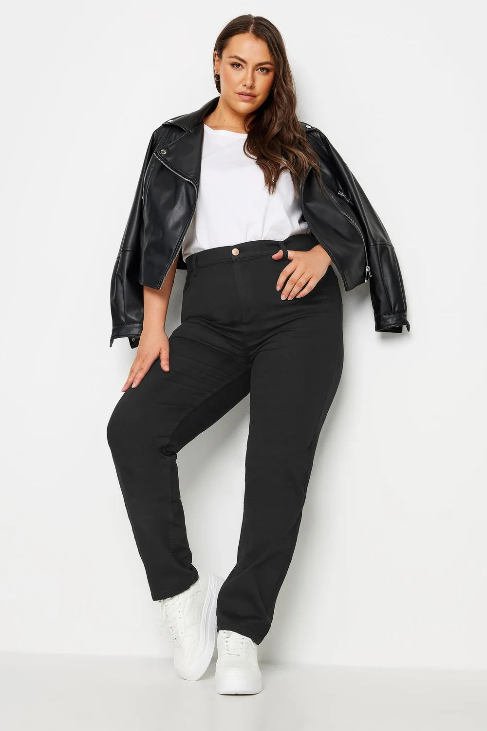 Yours Curve Black Straight Leg Ruby Jeans - 20/L32 Image 2