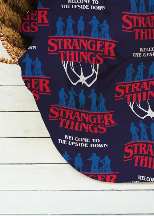 Stranger Things Flames Blue Fleece Blanket - 100 x 150 Image 2