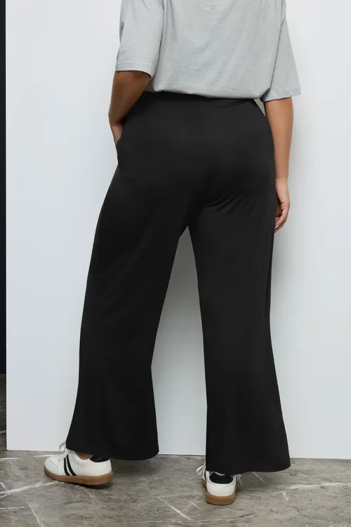 Yours Curve Black Pleated Wide Leg Stretch Trousers - 16/L28 Image 3
