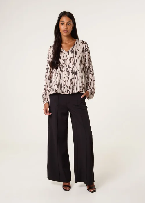 Blue Vanilla Brown Animal Print Puffball V Neck Top - Small Image 2