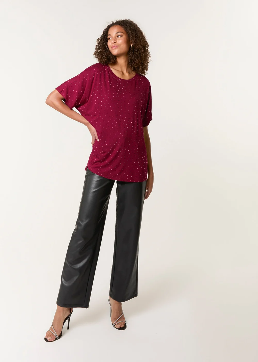 Blue Vanilla Red Stud Detail Round Neck T-shirt - Large/Extra Large Image 2