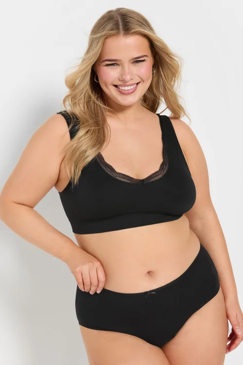 Yours 2 Pack Black & White Lace Trim Seamless Bralette - Size 26-28 Clothing Image 4